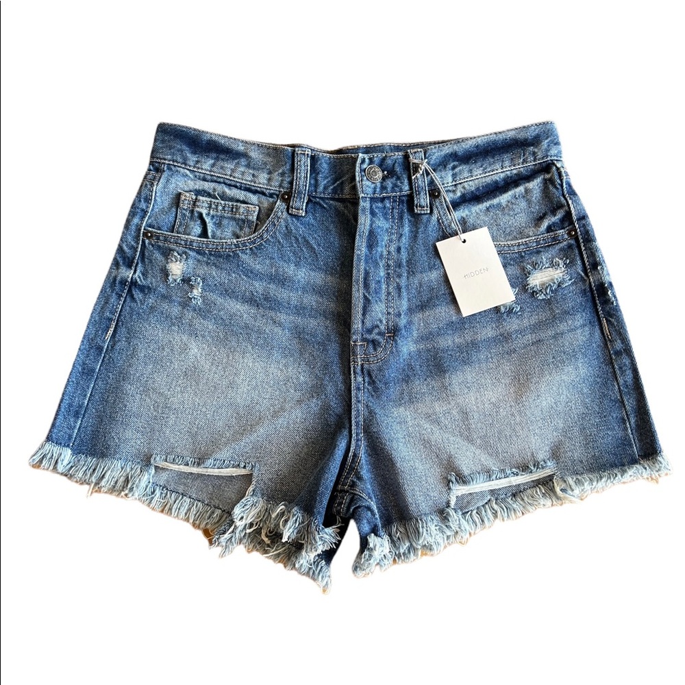 Women’s Cut Off Distressed Short